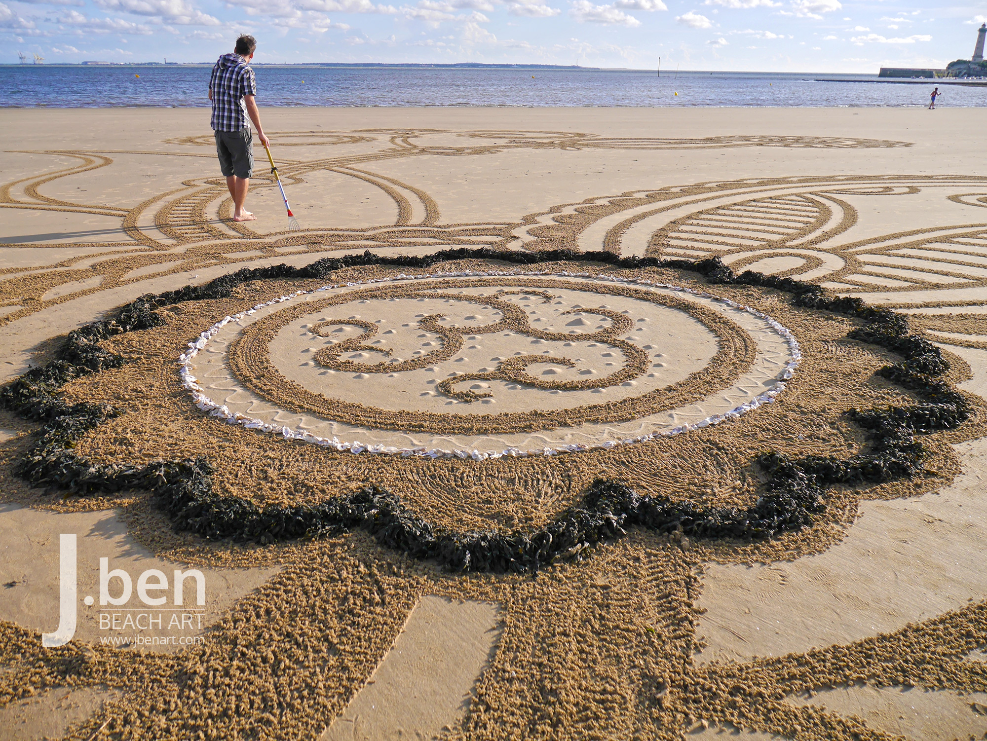 Beach art 59 In between Beach art, land art Jben